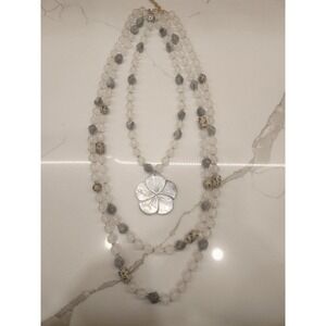 15 " Carved Mother Of Pearl Shell Flower Multi Strand Beaded Necklace W/Extender